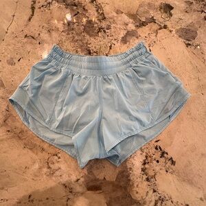 Lululemon Hotty Hot Shorts (Low-Rise 2.5”), Size 4.